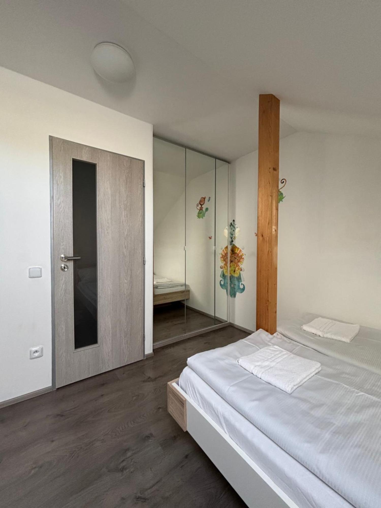 Apartmany Marco Polo Lednice Ngoại thất bức ảnh